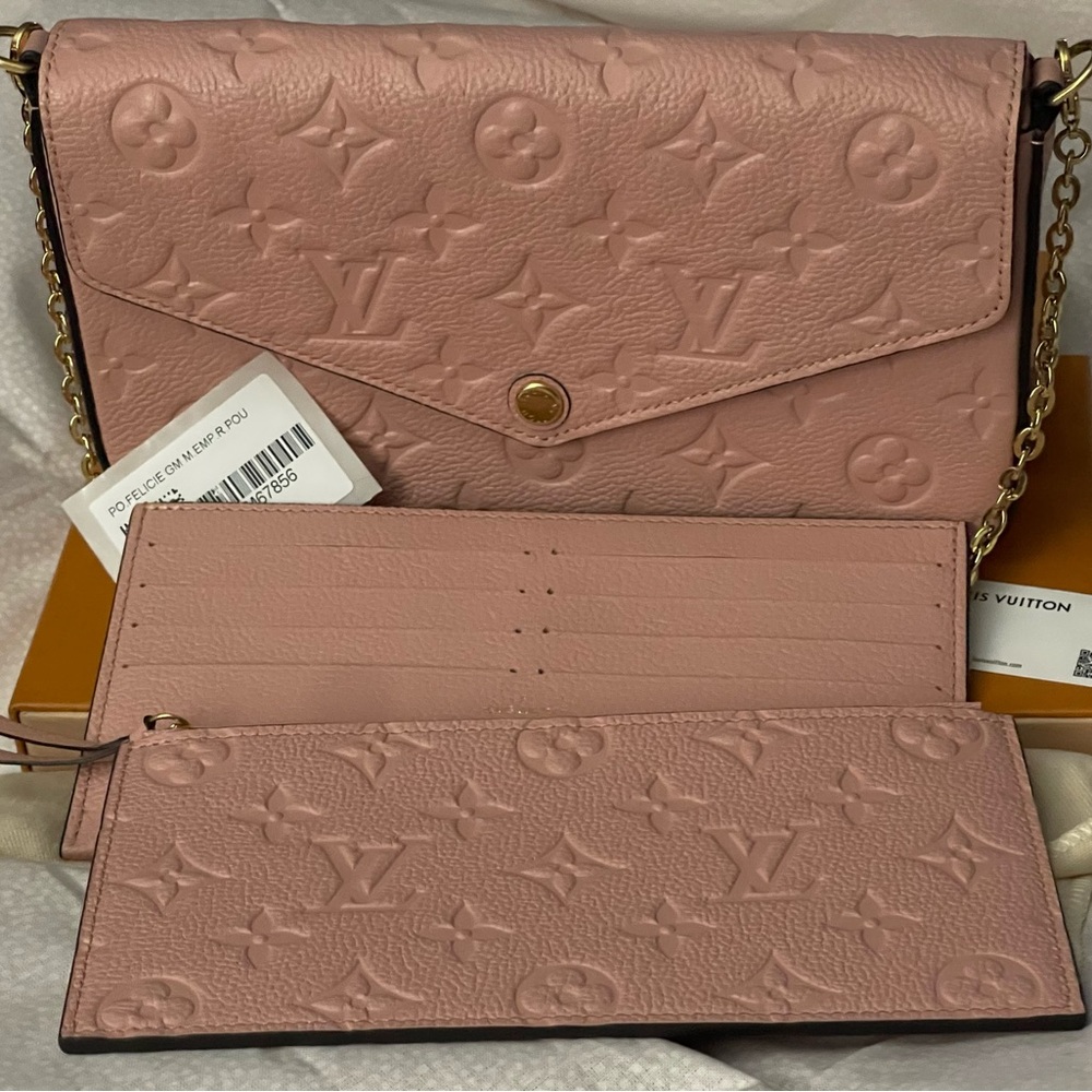 Louis Vuitton pochette Felicie gm soft pink 100% authentic full inclusion new